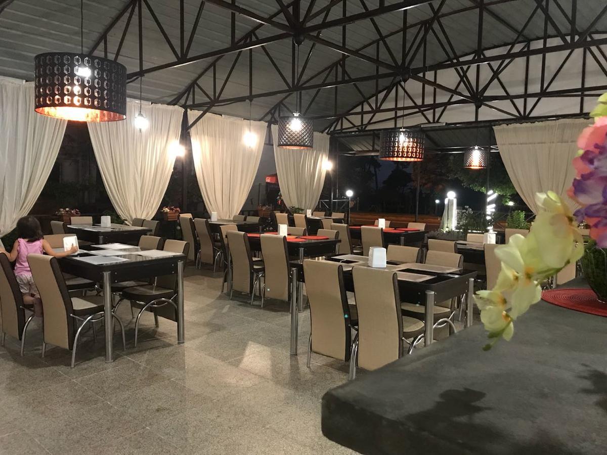 Hotel Princess Sofia 코불레티 외부 사진